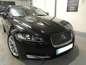 Hochwertige Fahrzeuge direkt bei ArtmiC Fahrzeugpflege & Aufbereitung aufbereiten lassen 