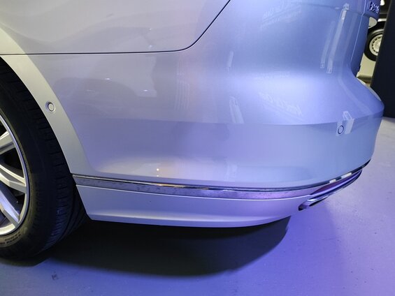 Fachmännische Behebung von Kratzern direkt bei ArtmiC Car Clean in Bünde