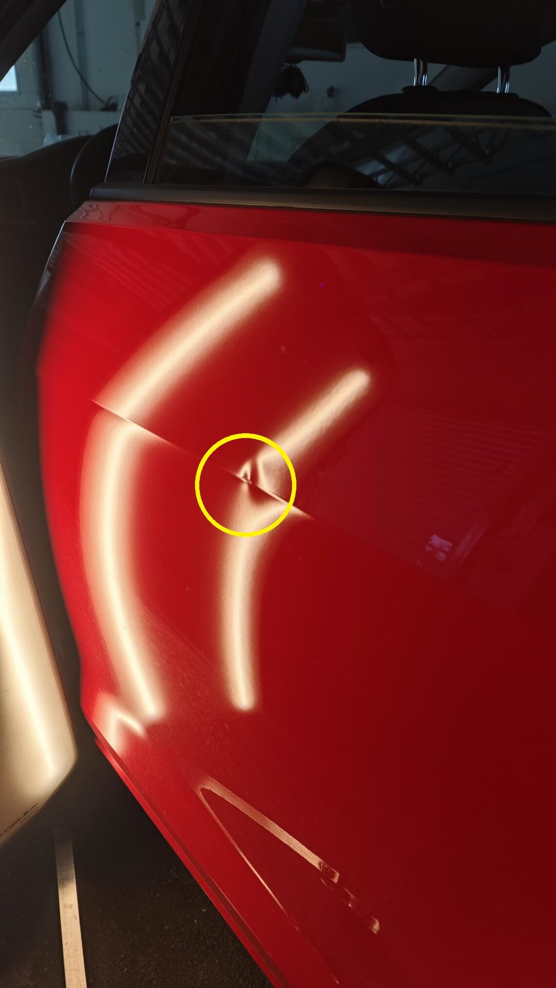 Mit dieser Delle wollte die Kundin das Fahrzeug nicht anbieten