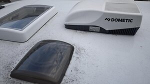 Diese Dachfläche beim Knaus VAN TI muss extra mit Mehraufwand gereinigt werden