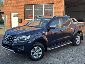 Voll aufbereiteter Renault Alaskan - auch der Innenraum ist wieder sauber und auf Hochglanz